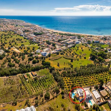 Villa Malamuri *